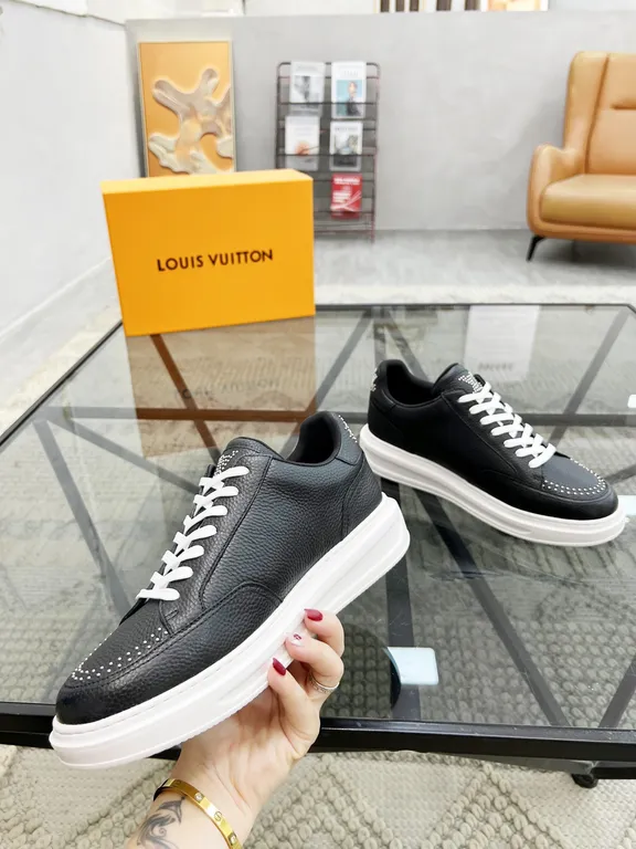 Louis Vuitton Shoe 